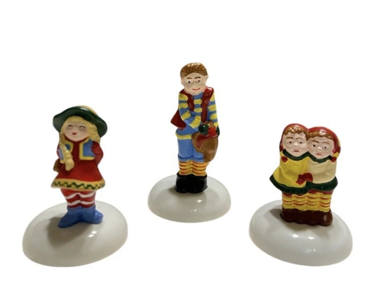 Dept 56 General Village Accessories “Photo with Santa” 56444